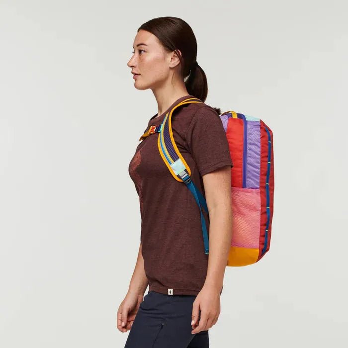 Cotopaxi Batac 16L Backpack - Del Dia Multicolour - Hill and Dale Outdoors