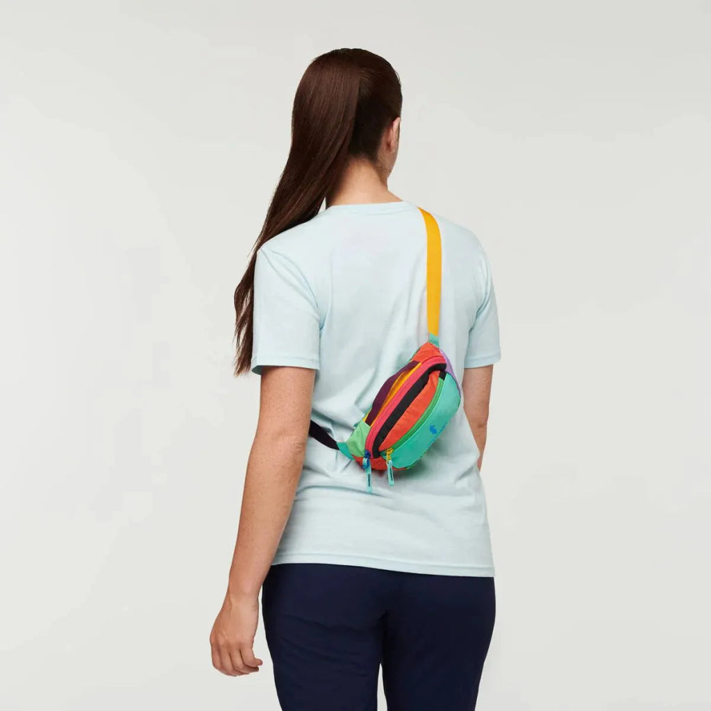 Cotopaxi Kapai 1.5L Hip Pack - Del Dia Multicolour - Hill and Dale Outdoors