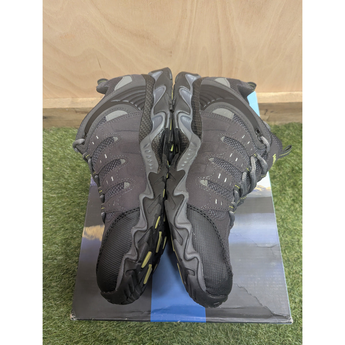 Meindl Respond GTX Walking Shoes - Anthracite - UK 10.5 (Ex-Demo)